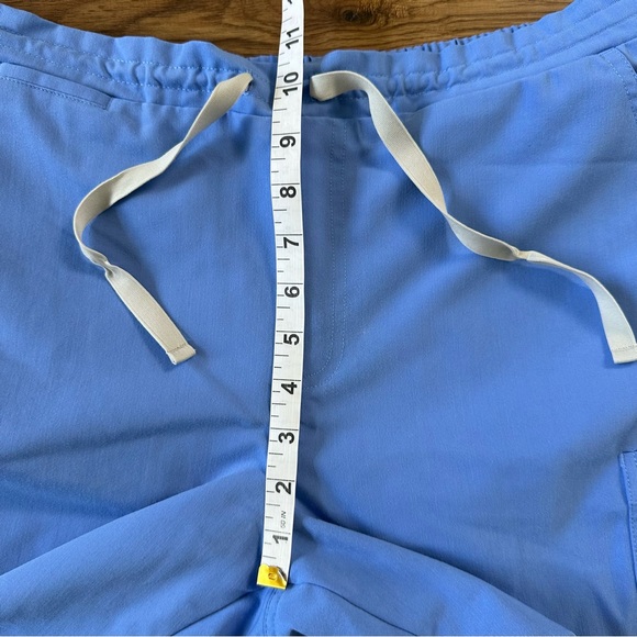 Figs Blue Scrub Set - Picture 14 of 16